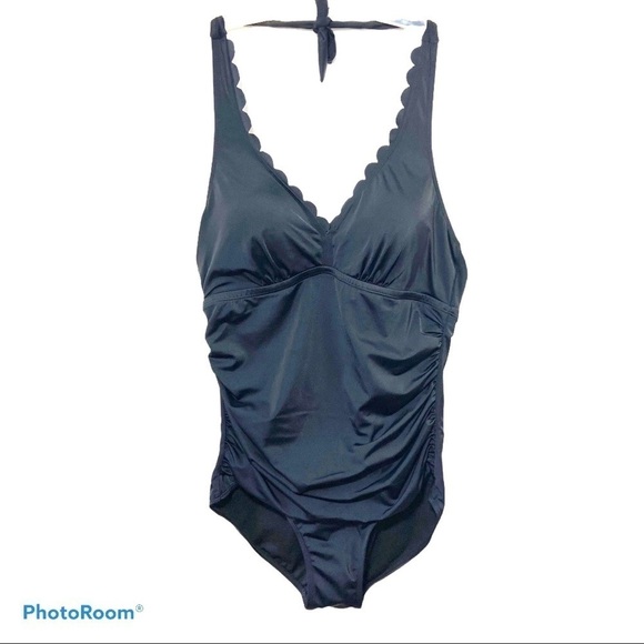 Swimsuits For All 1pc Scallop Halter V Neck Halter - Picture 2 of 10